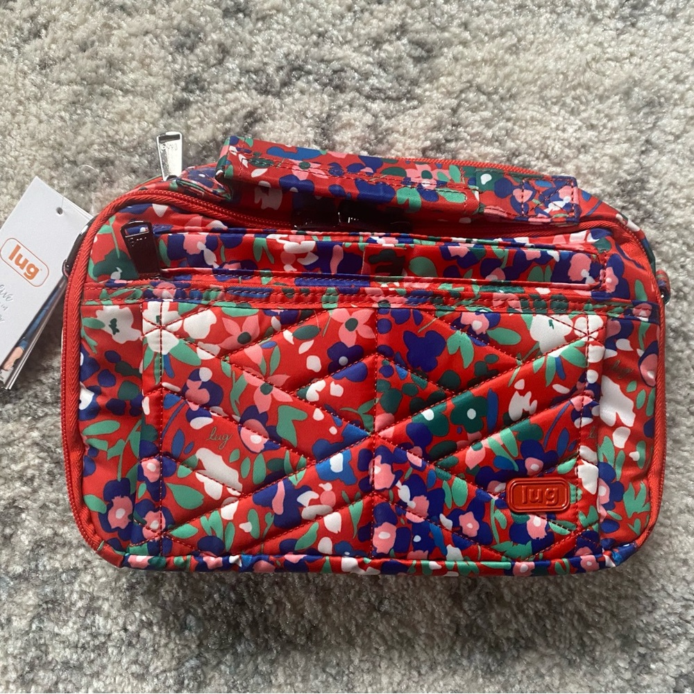 NWT Lug scoop 2 in wildflower poppy